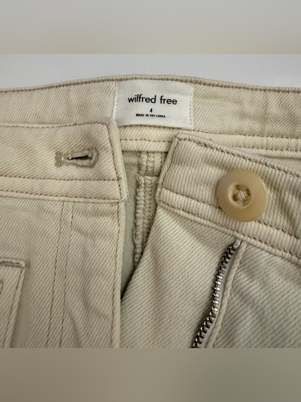 NWOT$128 ARITZIA WLFRED FREE Modern Utility Pants Women 4 29x30” Straight Beige - Picture 9 of 15